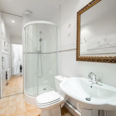 Appartement Fabron, Terrasse & Piscine Dans