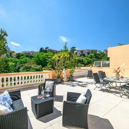 Apartman Fabron, Terrasse & Piscine Dans Nizza